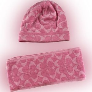 Coach Hat and Scarf Set💕💗💕